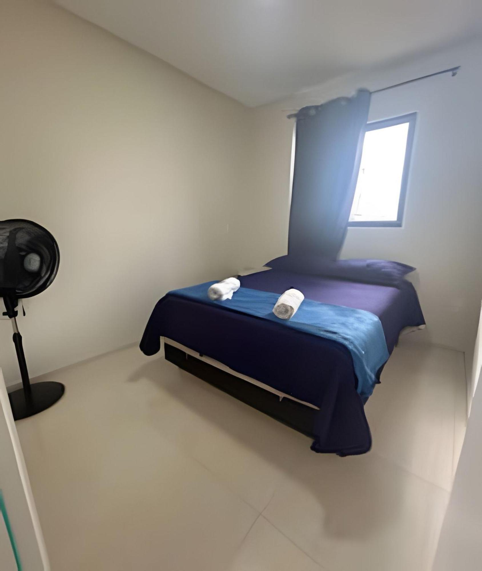 Para 10 Pessoas, 03 Quartos Ar Condicionado E Ventilador, Garagem, Atras Do Hospital Da Unimed Petrolina Exterior foto